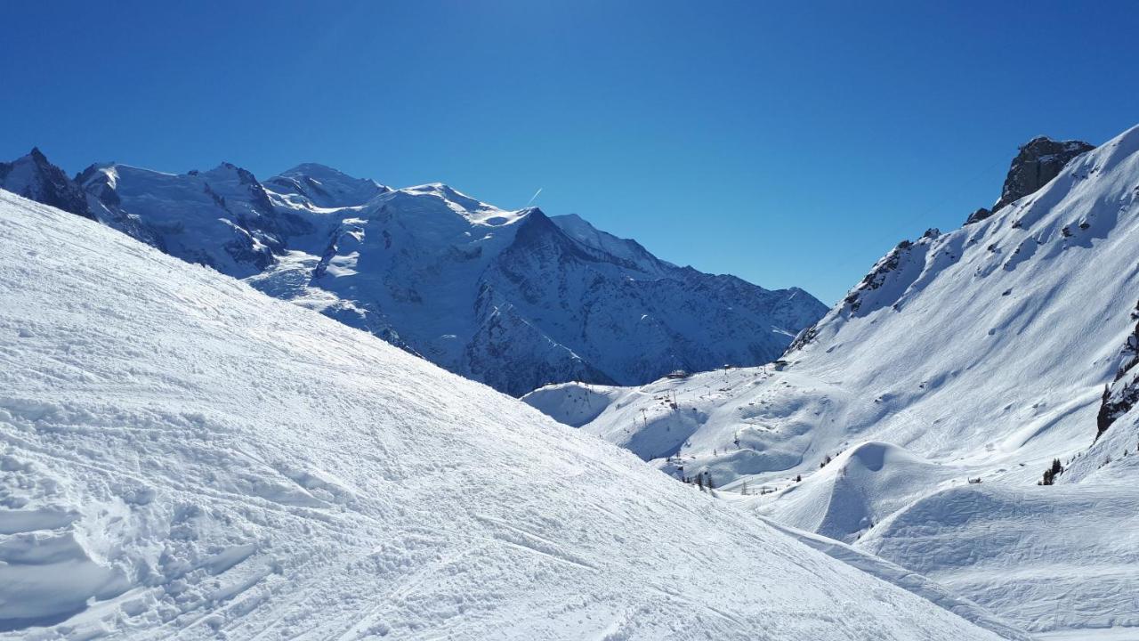 Aiguille Du Midi - Hotel & Restaurant Chamonix Exterior photo