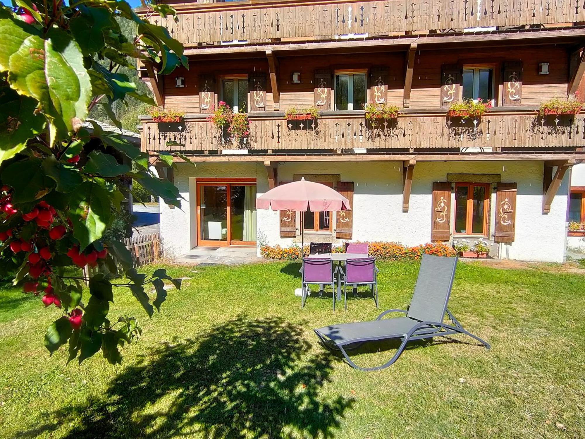 Aiguille Du Midi - Hotel & Restaurant Chamonix Exterior photo