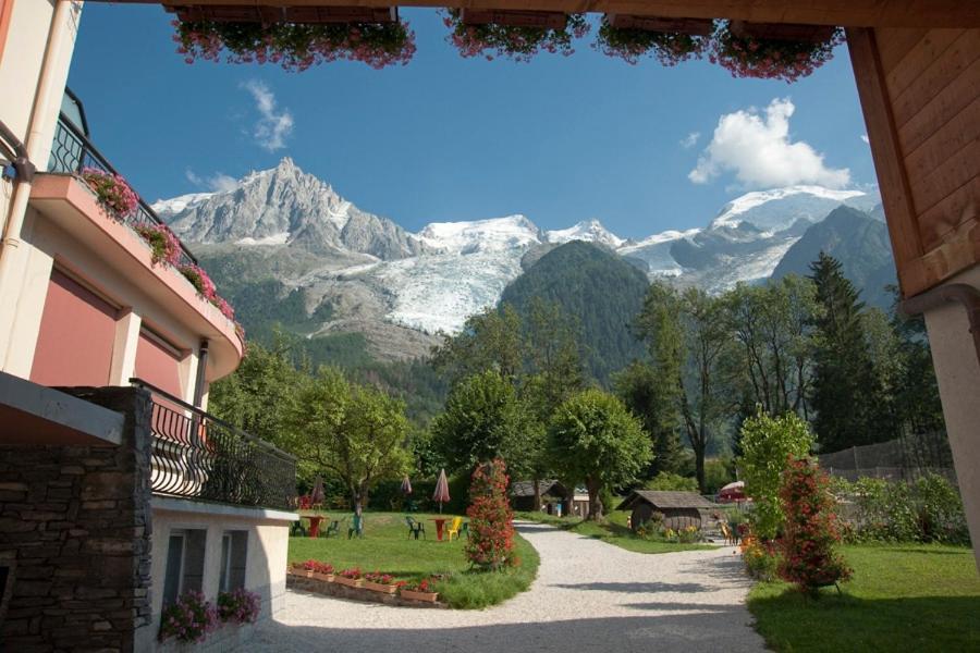 Aiguille Du Midi - Hotel & Restaurant Chamonix Exterior photo